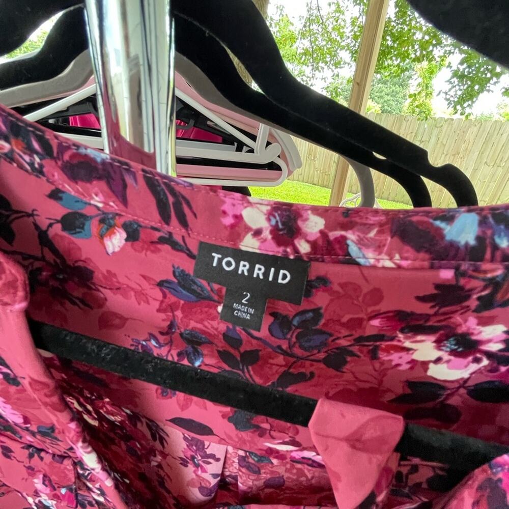 Torrid Pink Mini Studio Crepe de Chine Shirt Dress - Floral Purple Pink - EUC 2X - Picture 3 of 6